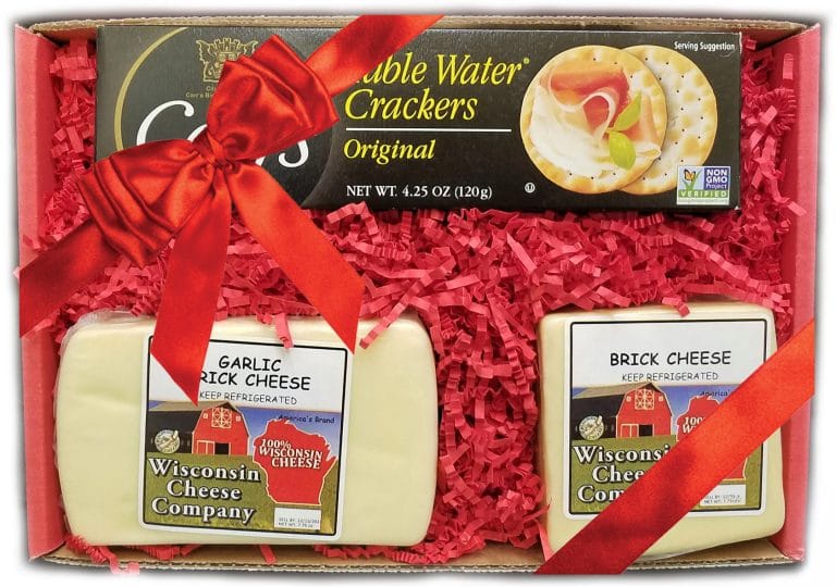 Brick Cheese and Cracker Gift Box Gallery Image